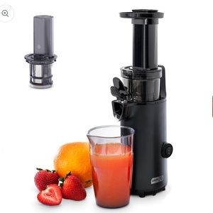 Dash cold press juicer